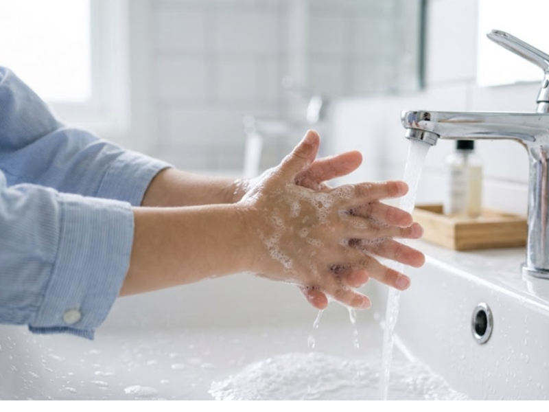 開學季腸病毒警報！疾管署公布首兩例重症，呼籲落實手部衛生與重症前兆監測